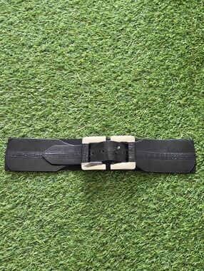 White House Black Market Women   Wide Waist Belt Medium $48 MRSP NWT